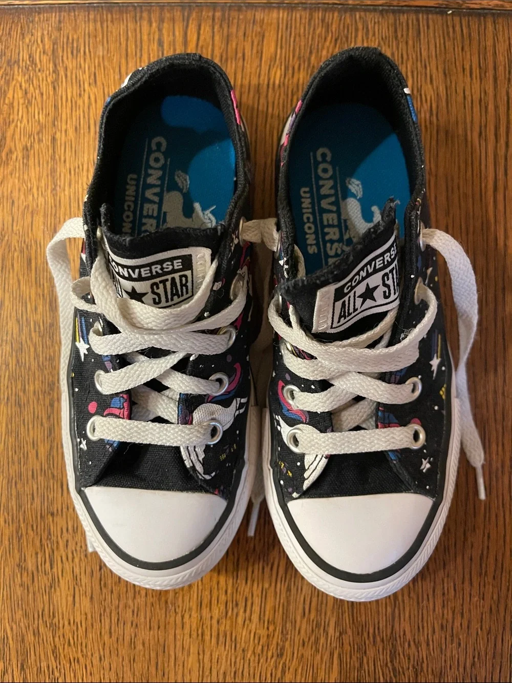 Converse Kids Black Unicon Low-Top Sneakers with White Accents, size 12